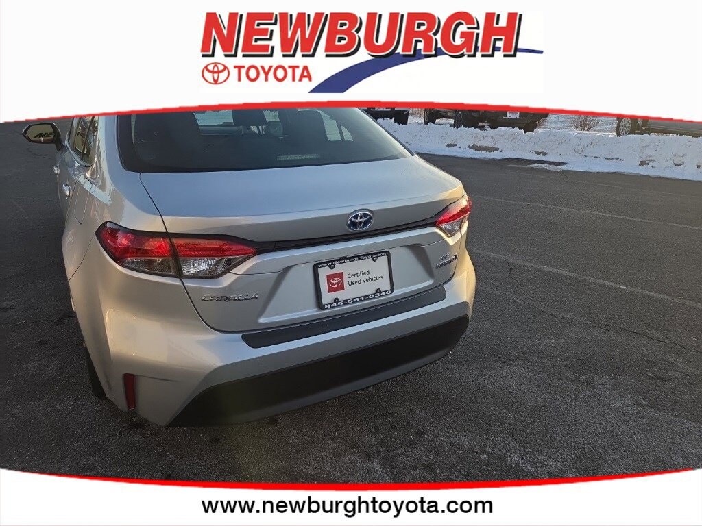 Certified 2024 Toyota Corolla Hybrid LE Sedan