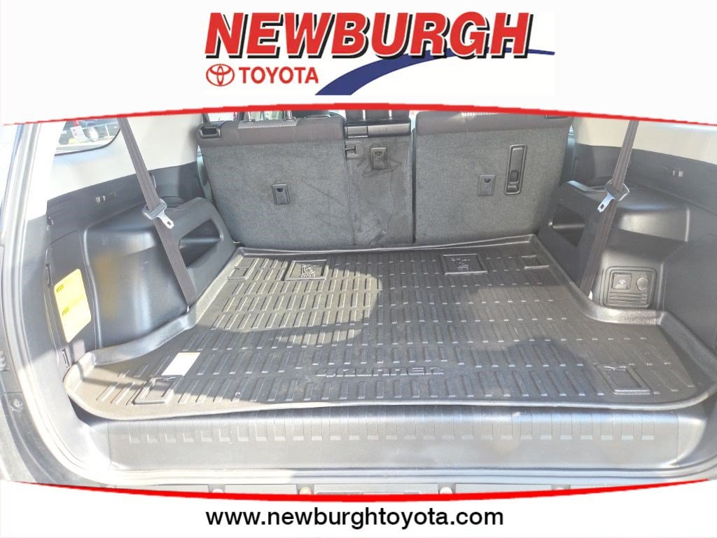 2021 Toyota 4Runner SR5 - Photo 16