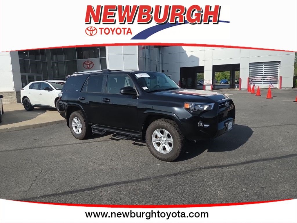 2021 Toyota 4Runner SR5 - Photo 7