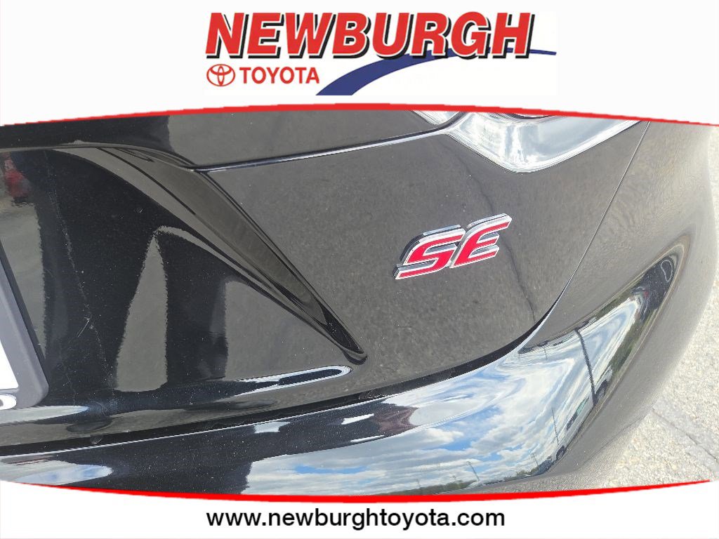 2024 Toyota Corolla SE - Photo 13