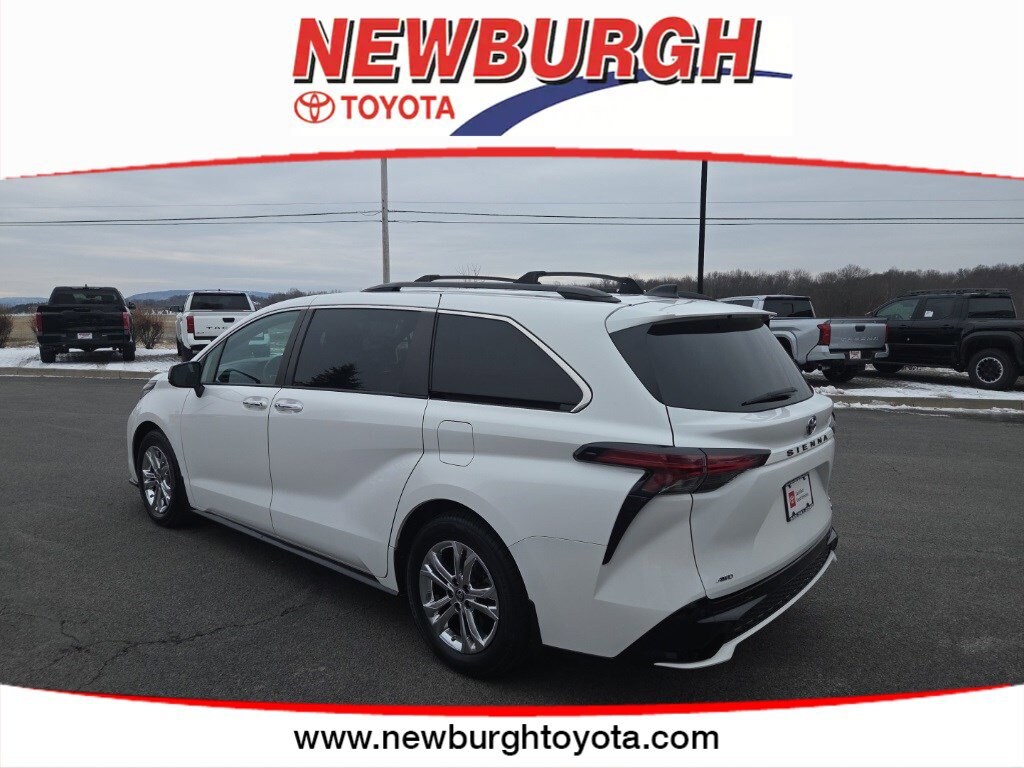 Certified 2023 Toyota Sienna XSE 7 Passenger Van Passenger Van