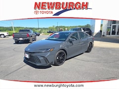 2025 Toyota Camry SE Sedan