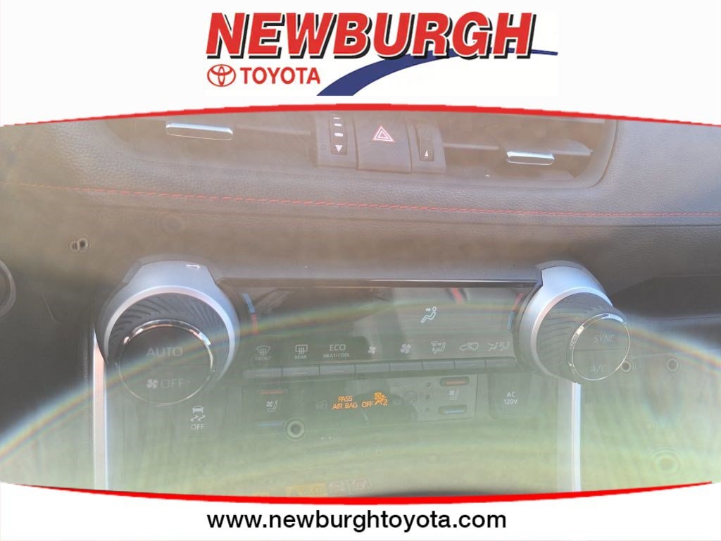 2023 Toyota RAV4 XSE - Photo 24