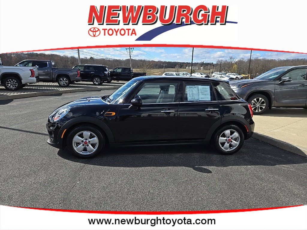 Used 2018 MINI Cooper  with VIN WMWXU1C57J2F93071 for sale in Newburgh, NY
