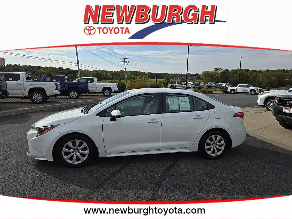 Used 2022 Toyota Corolla LE with VIN 5YFEPMAE7NP312977 for sale in Newburgh, NY