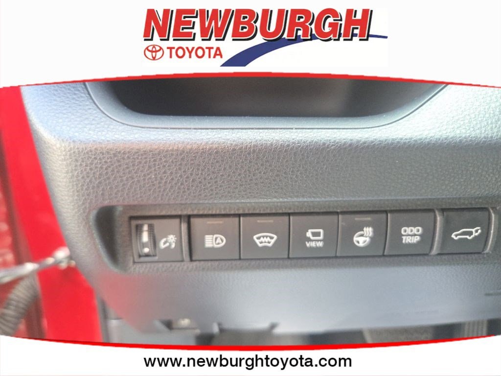 2023 Toyota RAV4 XSE - Photo 29