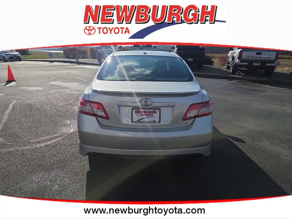 Used 2011 Toyota Camry SE Sedan