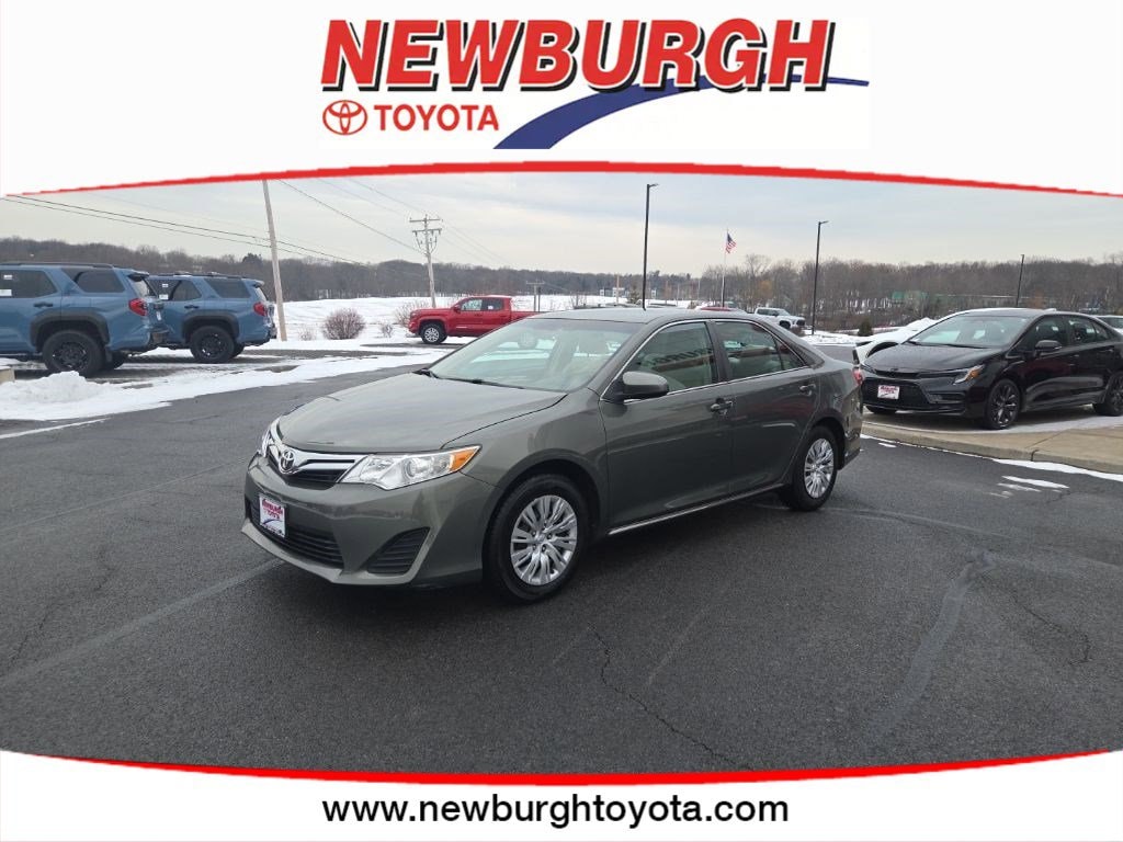 2014 Toyota Camry LE