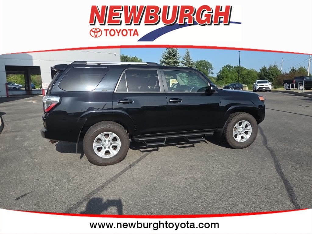 2021 Toyota 4Runner SR5 - Photo 6