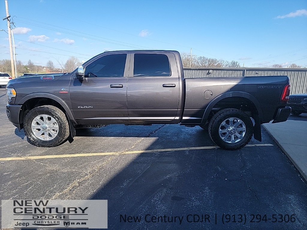 Used 2021 RAM Ram 2500 Pickup Laramie with VIN 3C6UR5FLXMG572336 for sale in Kansas City