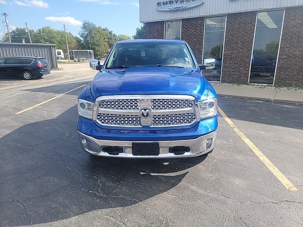 Used 2017 RAM Ram 1500 Pickup Laramie with VIN 1C6RR7NTXHS739764 for sale in Kansas City