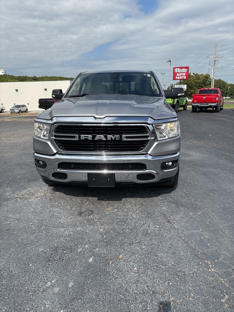 Used 2019 RAM Ram 1500 Pickup Big Horn/Lone Star with VIN 1C6SRFFT3KN699270 for sale in Kansas City