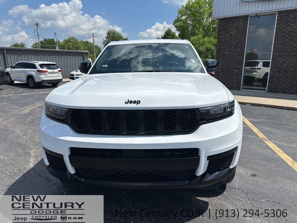 Used 2023 Jeep Grand Cherokee L Altitude with VIN 1C4RJKAG3P8797626 for sale in Kansas City