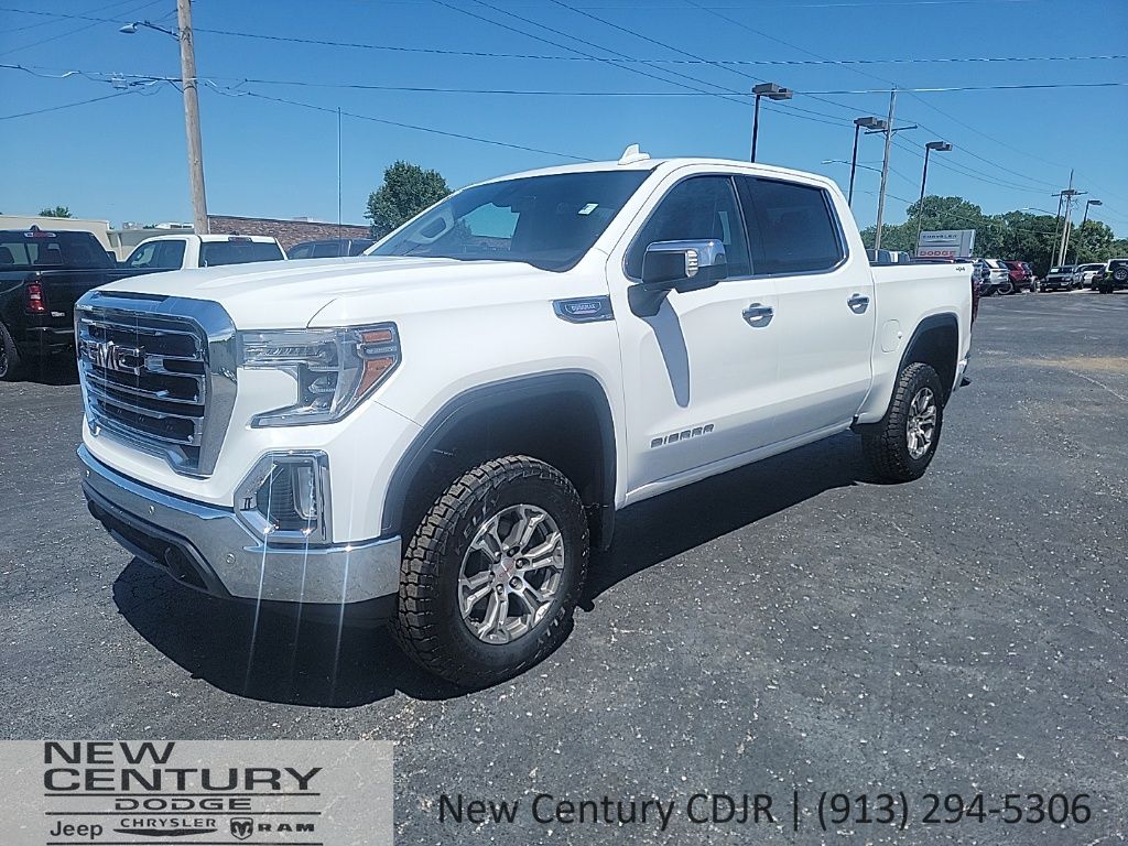 2020 GMC Sierra 4WD Crew Cab Short Box SLT's photo