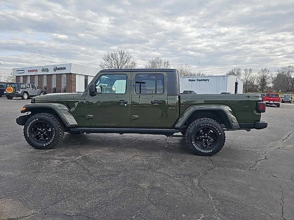 Used 2021 Jeep Gladiator WILLYS with VIN 1C6HJTAG4ML608466 for sale in Kansas City