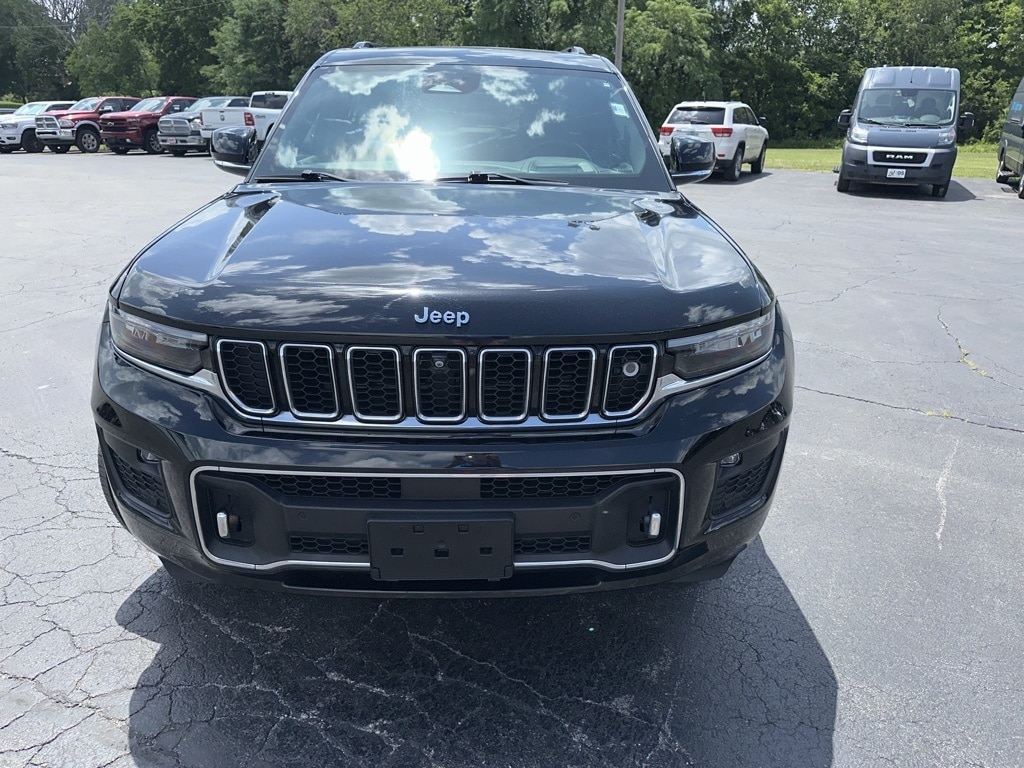 Used 2021 Jeep Grand Cherokee L Overland with VIN 1C4RJKDG7M8131831 for sale in Kansas City