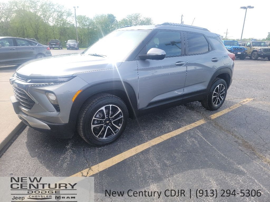 2025 Chevrolet Trailblazer LT AWD's photo