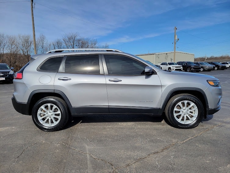 Used 2021 Jeep Cherokee Latitude with VIN 1C4PJMCB2MD163490 for sale in Kansas City