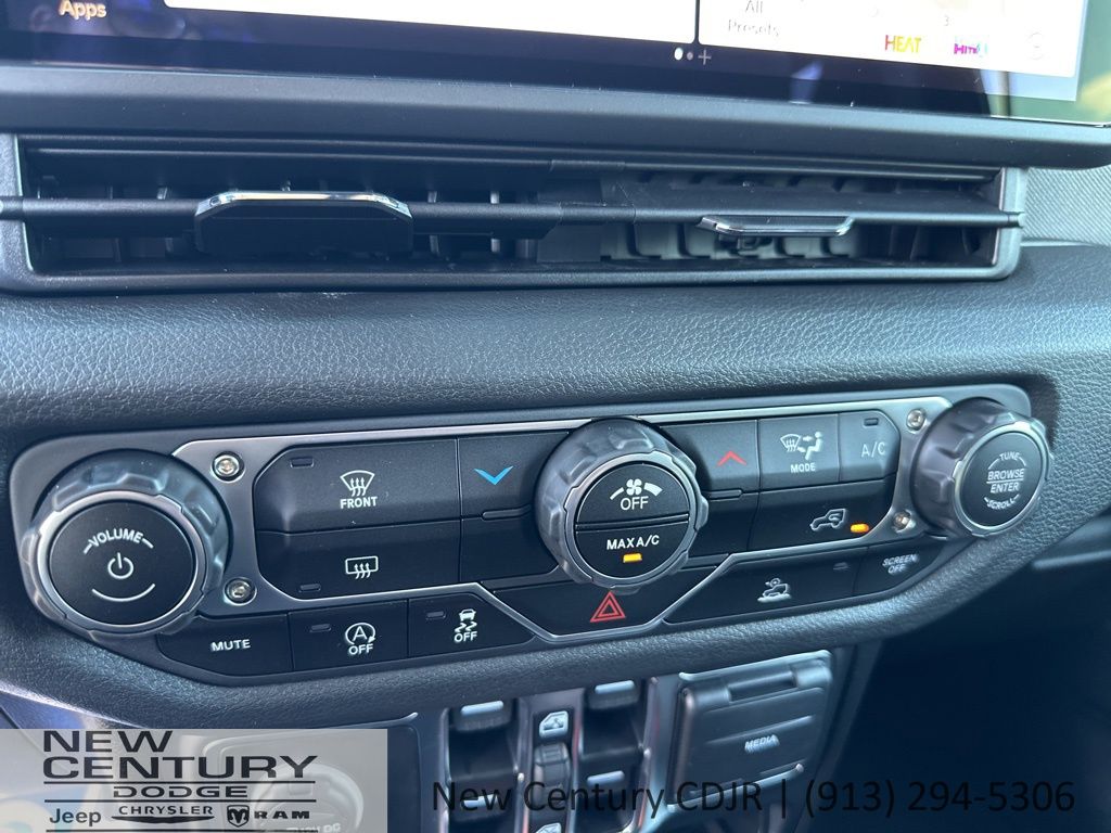 2025 Jeep Gladiator Sport S - Photo 22