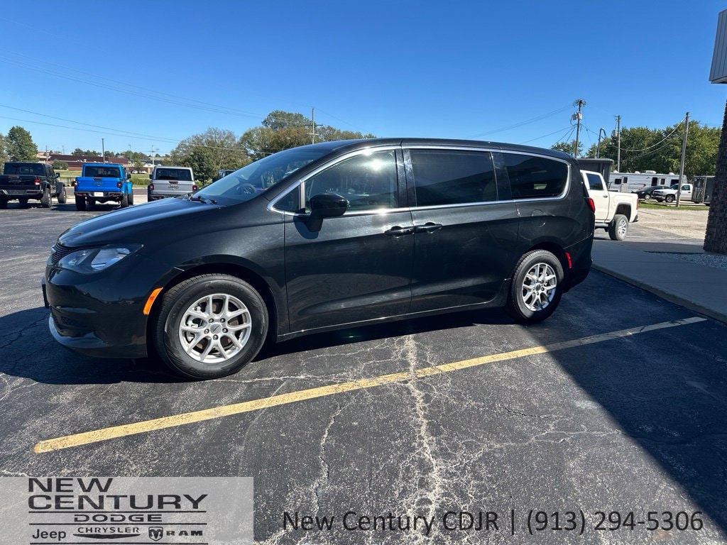 Used 2023 Chrysler Voyager LX with VIN 2C4RC1CG9PR511946 for sale in Kansas City