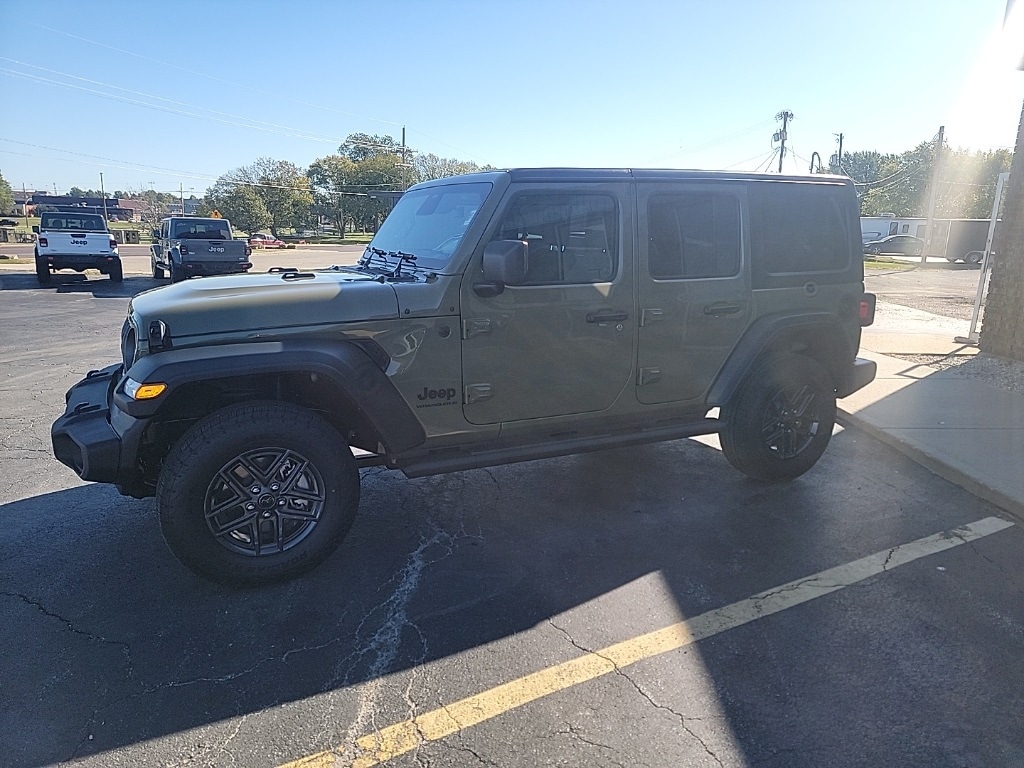 2026 Jeep Wrangler 4-Door Sport S's photo
