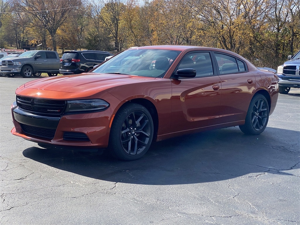 Used 2022 Dodge Charger SXT with VIN 2C3CDXBG8NH120303 for sale in Paola, KS