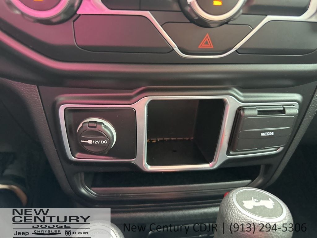 2021 Jeep Wrangler Unlimited Sport - Photo 25