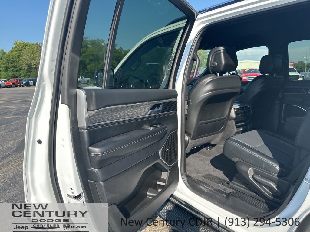 2024 Jeep Wagoneer Series III - Photo 10