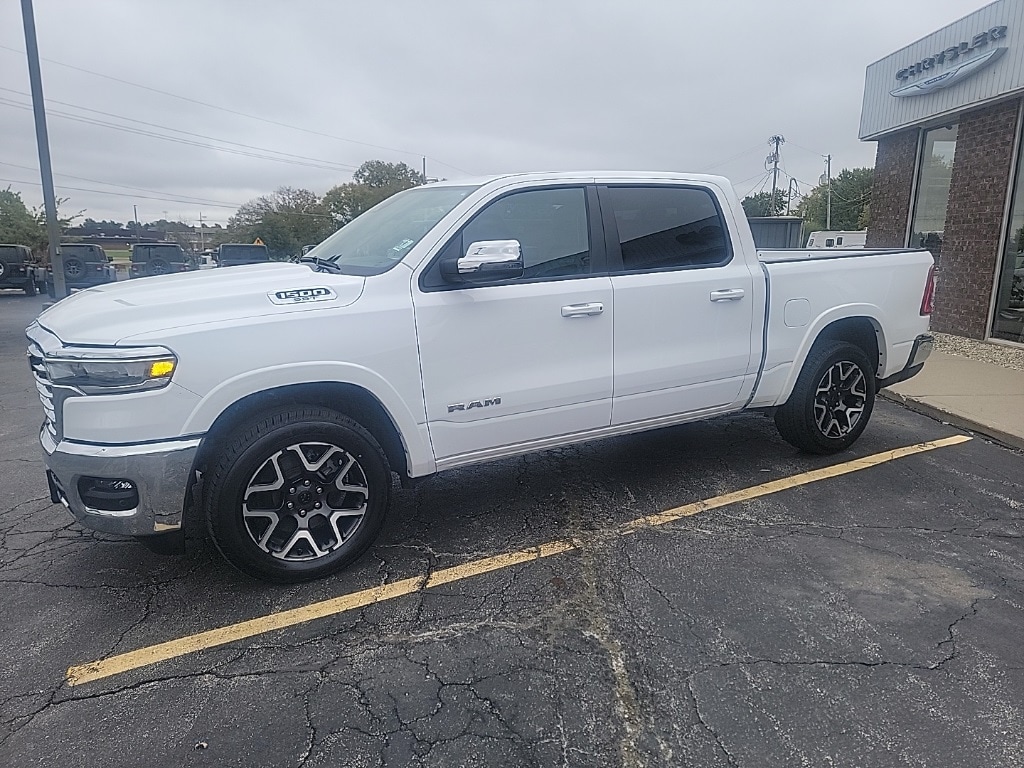 2025 RAM Ram 1500 Pickup Laramie's photo