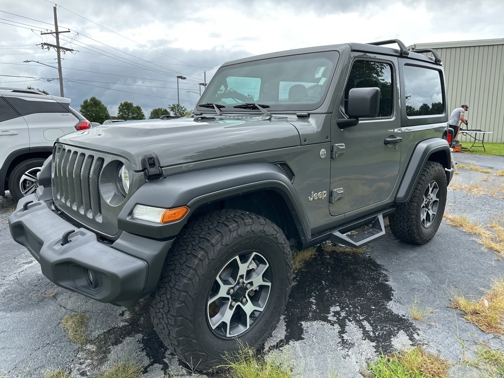 Used 2020 Jeep Wrangler Sport with VIN 1C4GJXAN0LW185330 for sale in Kansas City