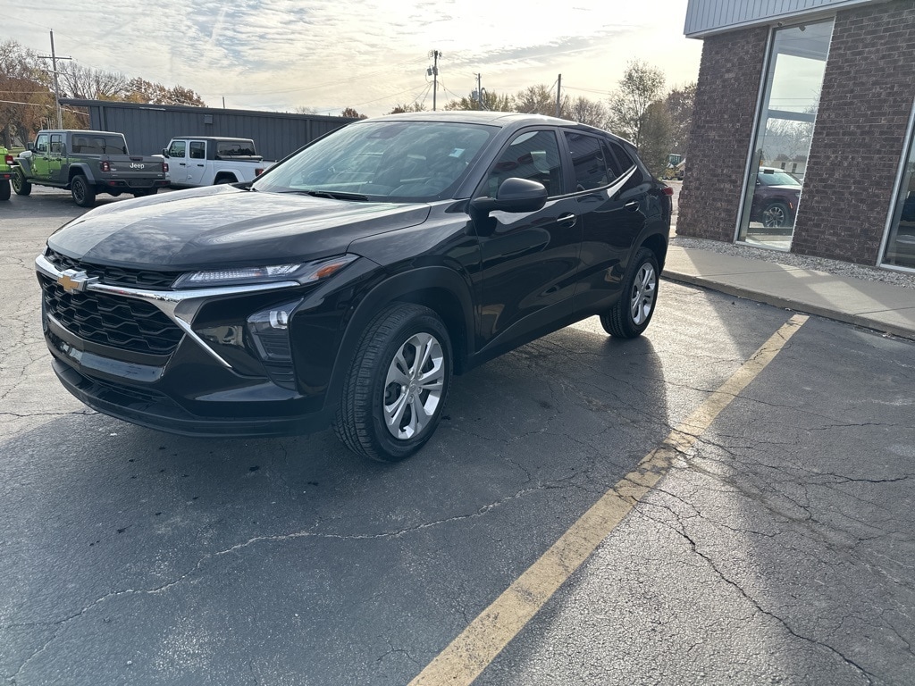 2024 Chevrolet Trax LS