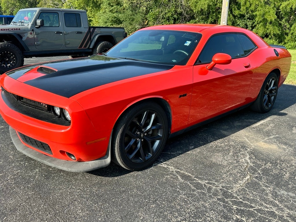 2023 Dodge Challenger R/T's photo