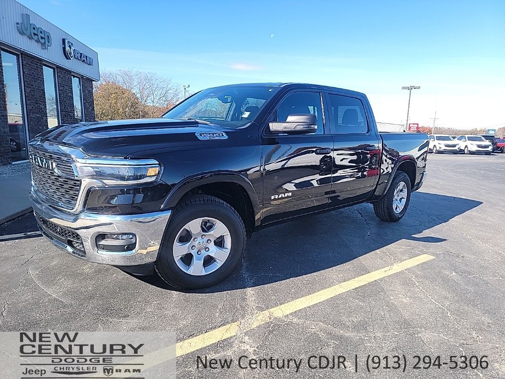 2025 RAM 1500 Big Horn/Lone Star 4x4 Crew Cab 5'7's photo