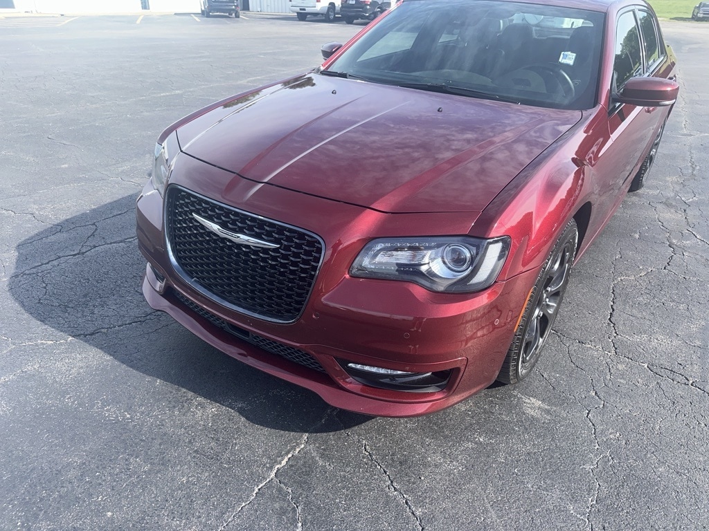 Used 2019 Chrysler 300 S with VIN 2C3CCAGG3KH502419 for sale in Kansas City