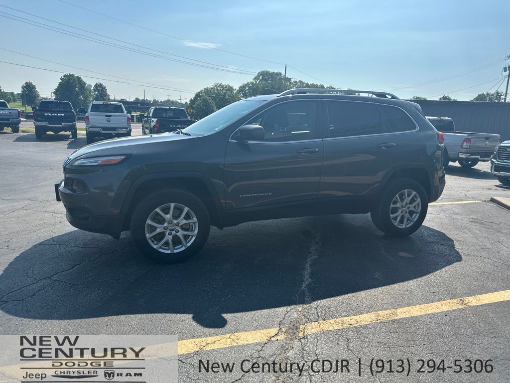 2015 Jeep Cherokee SUV 