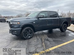 2026 Ram 1500 BIG HORN CREW CAB 4X4 5'7 BOX Pickup