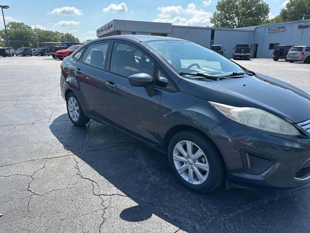 Used 2011 Ford Fiesta SE with VIN 3FADP4BJXBM135342 for sale in Paola, KS