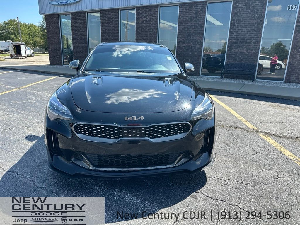 Used 2022 Kia Stinger GT1 with VIN KNAE45LC9N6104632 for sale in Kansas City