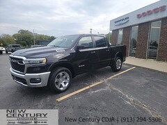 2026 Ram 1500 BIG HORN CREW CAB 4X4 5'7 BOX Pickup