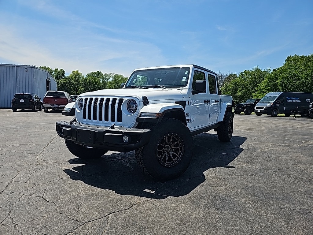 2021 Jeep Gladiator Truck 