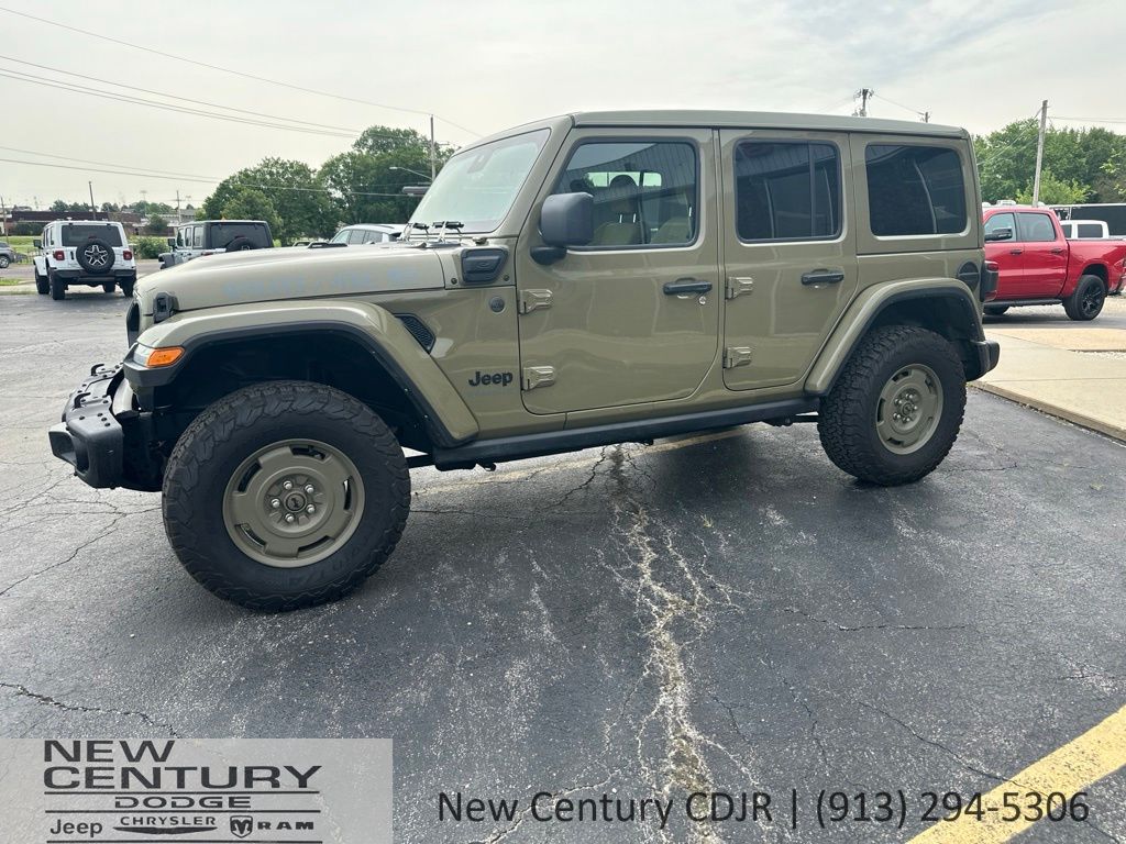 2025 Jeep Wrangler SUV 