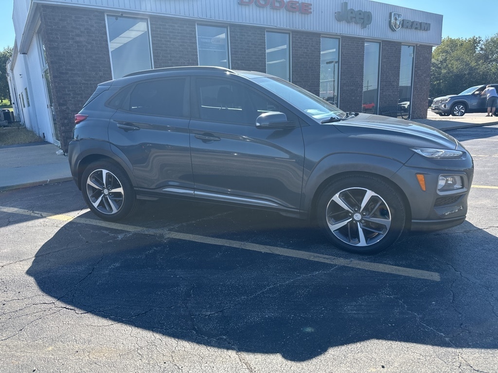 Used 2018 Hyundai Kona Ultimate with VIN KM8K53A53JU071365 for sale in Kansas City