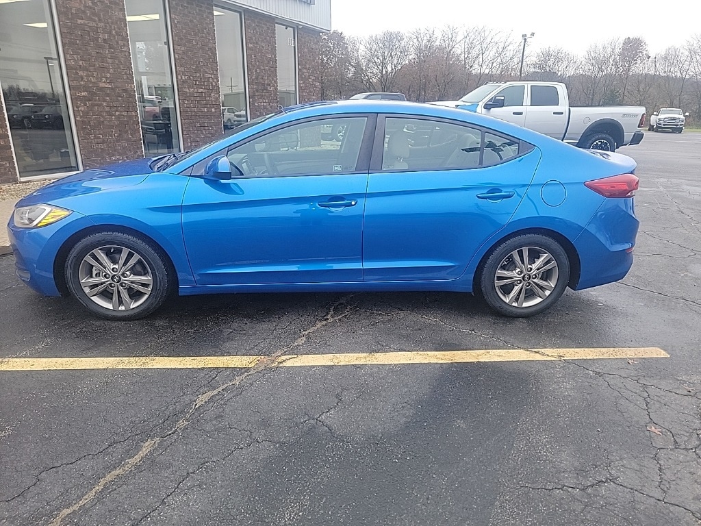 Used 2017 Hyundai Elantra SE with VIN 5NPD84LF9HH105717 for sale in Kansas City