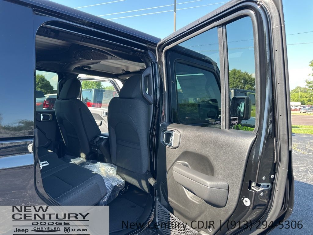2025 Jeep Gladiator Sport S - Photo 14