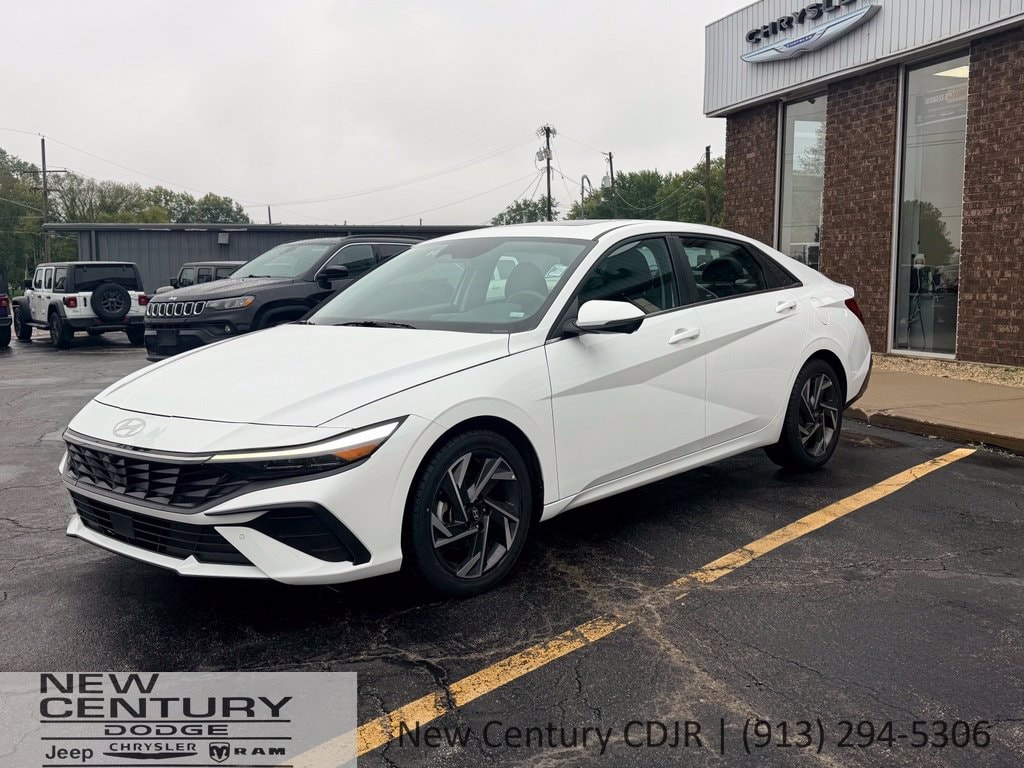 Used 2024 Hyundai Elantra Limited with VIN KMHLP4DG7RU835070 for sale in Kansas City