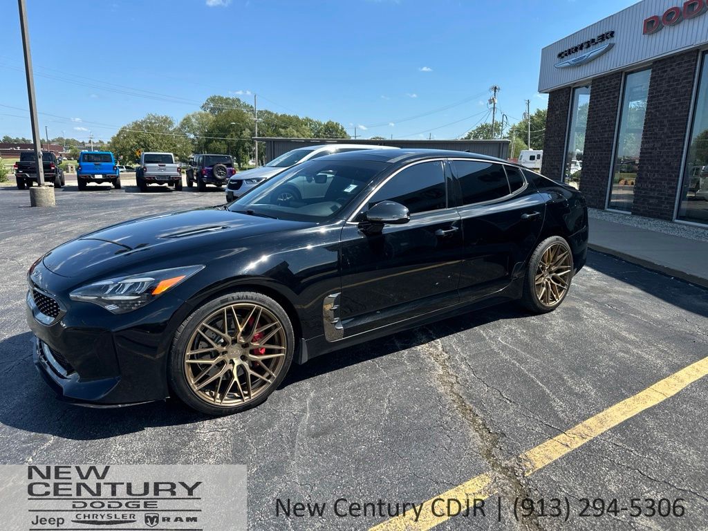 Used 2022 Kia Stinger GT1 with VIN KNAE45LC9N6104632 for sale in Kansas City