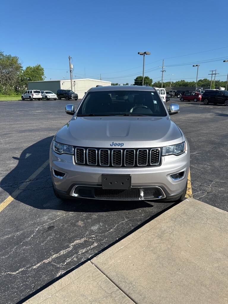 Used 2018 Jeep Grand Cherokee Limited with VIN 1C4RJFBG6JC373299 for sale in Kansas City