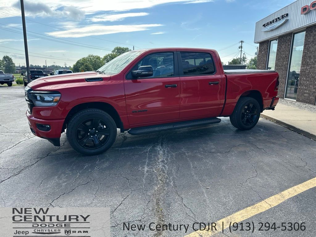 2023 RAM 1500 Big Horn/Lone Star 4x4 Crew Cab 5'7's photo