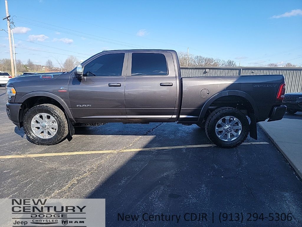 Used 2021 RAM Ram 2500 Pickup Laramie with VIN 3C6UR5FLXMG572336 for sale in Kansas City