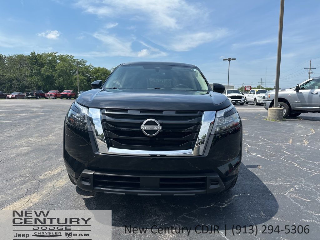 Used 2023 Nissan Pathfinder S with VIN 5N1DR3AC5PC218148 for sale in Kansas City